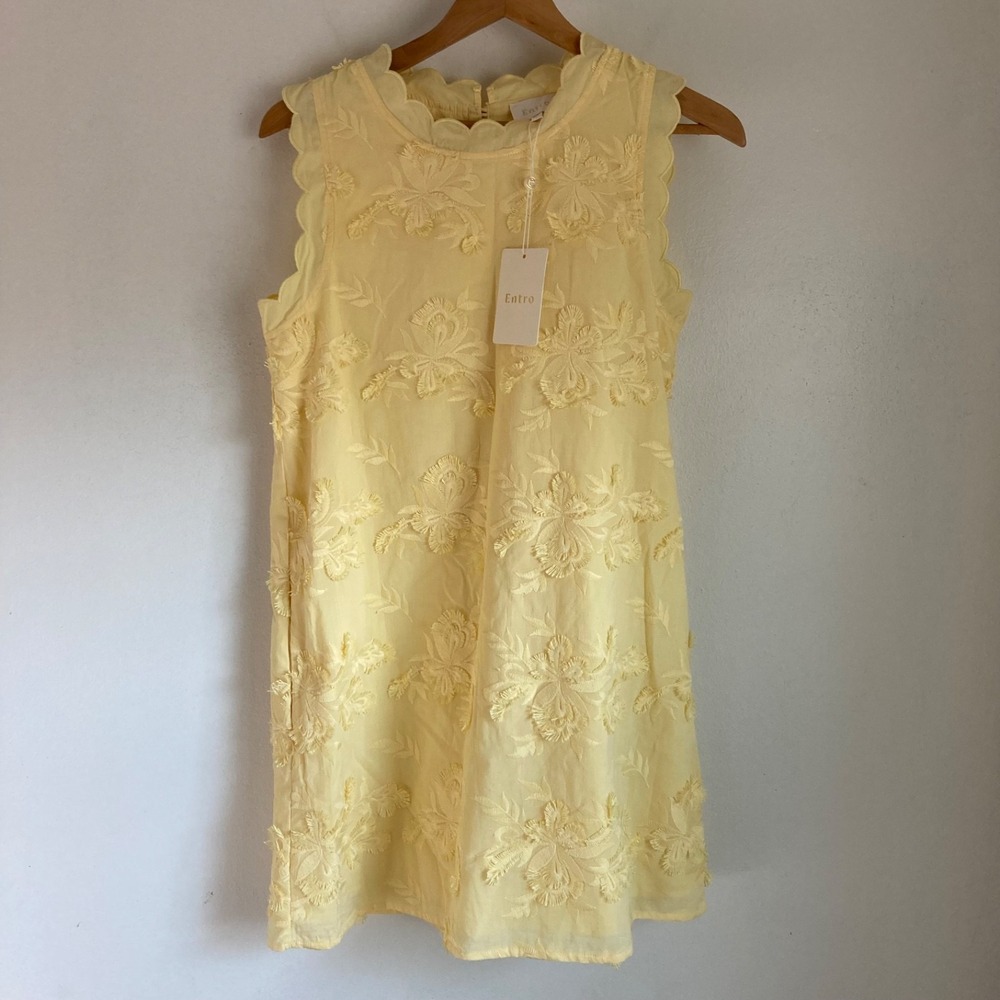 Entro Yellow Floral Lace Midi Dress